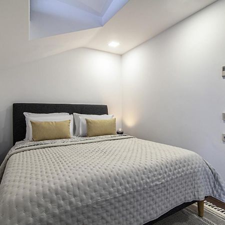 Sleek Residence Flat With Great Location In Sisli Istanbul Exterior foto